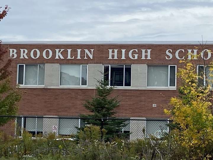 Students outraged after 3 Durham Region schools cancel prom
