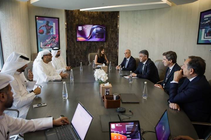 En Abu Dabi, el Jefe de Gobierno presentó los proyectos estratégicos de la Ciudad para atraer inversiones globales