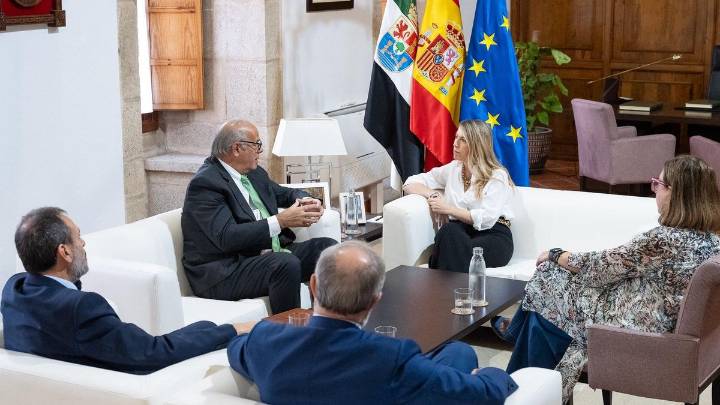 Guardiola traslada a Ruiz-Tagle (Iberdrola) que hará "todo" lo que esté en sus manos para que Almaraz no cierre