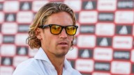 Una neurobióloga critica a Marcos Llorente por sus polémicas gafas amarillas