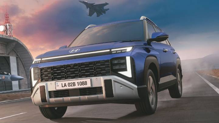 New Hyundai Venue unveiled: Bookings open for the bigger, tech