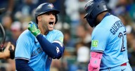 Toronto Blue Jays ganan con autoridad frente a Seattle Mariners para llevarse su primera victoria en la serie