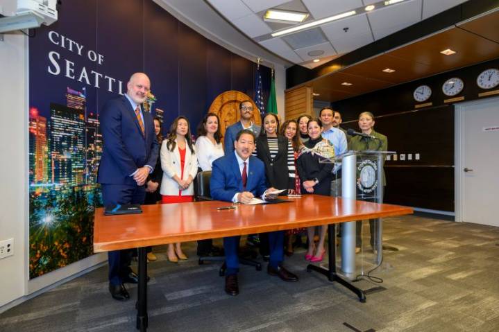 Mayor Harrell Signs Executive Orders to Protect Seattle Communities from Unlawful Federal Troop Deployment and Unjust Immigration Enforcement Actions 