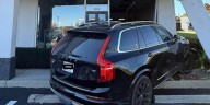 Driver hits gas accidentally and smashes into jewelry store