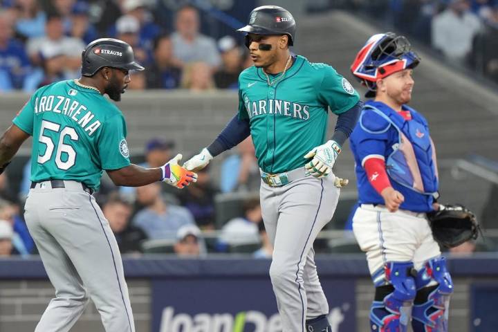 Mariners beat Blue Jays 10-3 to take 2-0 lead in AL Championship Series – Winnipeg Free Press