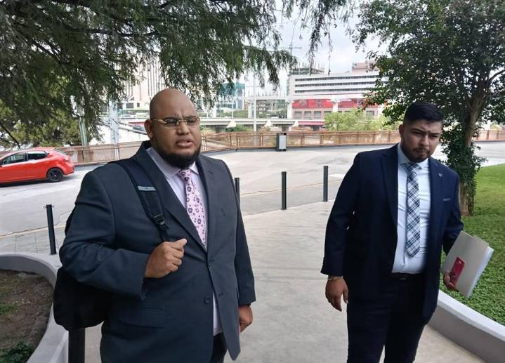 Denuncian ante Fiscalía General de Justicia al papá de Debanhi