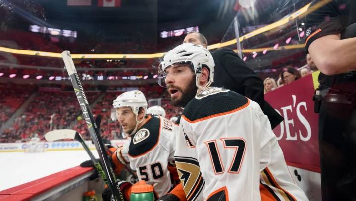 Former NHL star Ryan Kesler accused of sex crimes