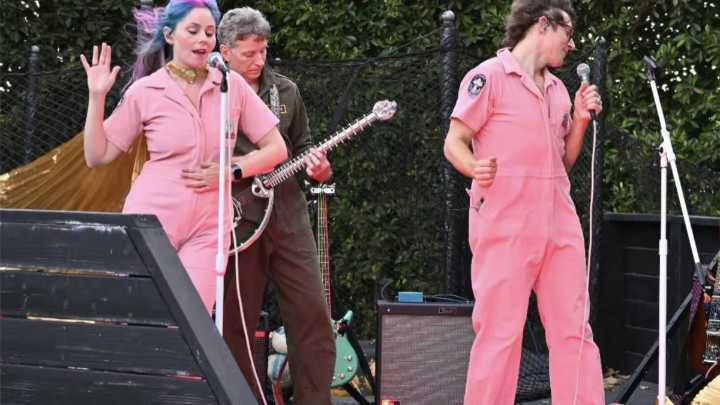 Coming to a porch near you: Live performances from your neighbors