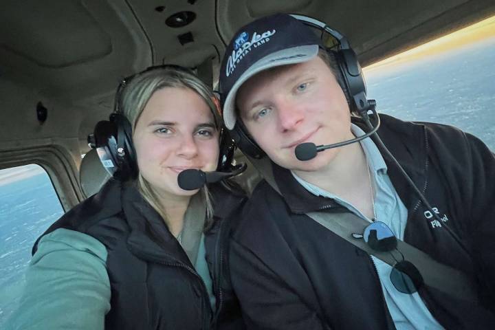 Woman with Fear of Flying Meets and Falls in Love with Pilot (Exclusive)