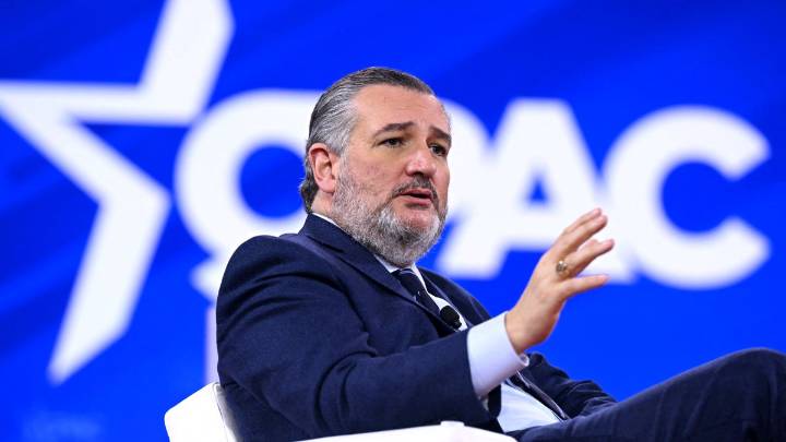 Ted Cruz denuncia a Carlson después de que el presidente de Heritage lo defendió