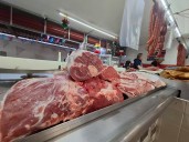 Por gusano barrenador, encarece 18.4% la carne de res y cae 40% la disponibilidad de ganado en Puebla