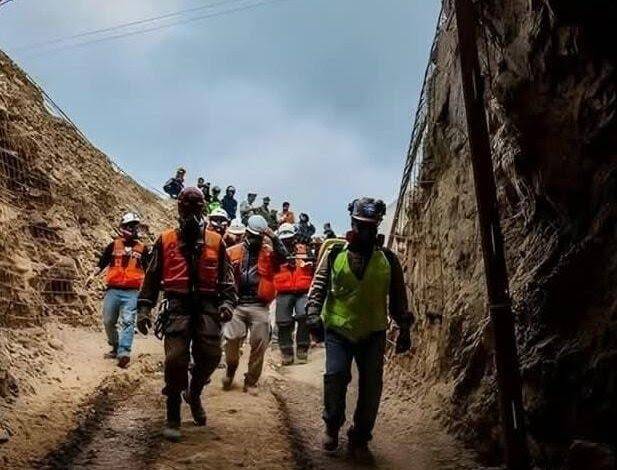 Se derrumba mina; reportan dos trabajadores lesionados