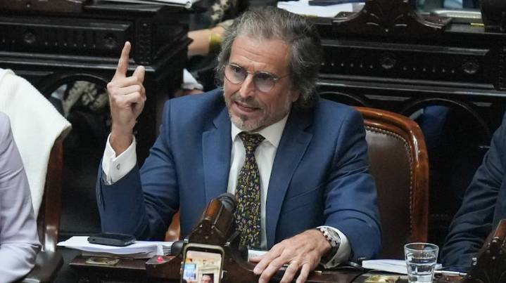 Tras la renuncia de Espert, Diputados redefine la Comisión de Presupuesto con Benegas Lynch como presidente