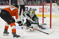 Cates’ OT goal lifts Flyers over Wild