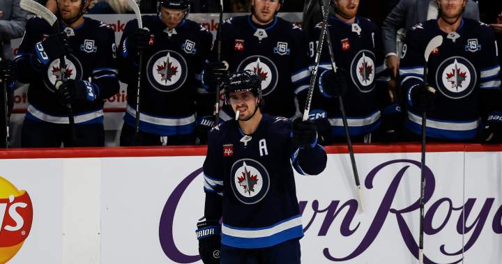 Scheifele sets franchise points record as Winnipeg Jets down Nashville 4