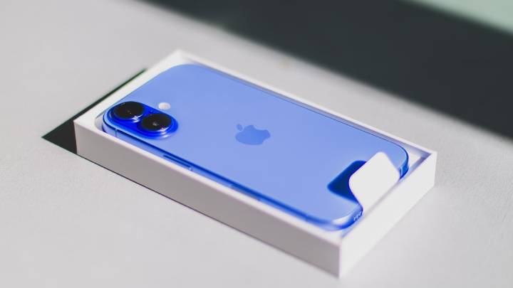 iPhone 16 receives price cut as iPhone 17 sales go record high: Here’s how to avail the offer