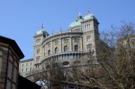 Switzerland court rules 20 billion Credit bonds write
