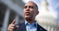 Hakeem Jeffries endorses Zohran Mamdani for New York City mayor