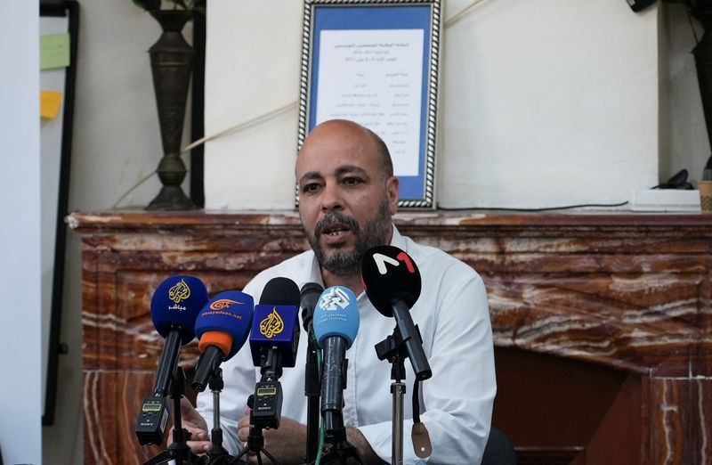 Tunisia imposes one-month suspension on migrant