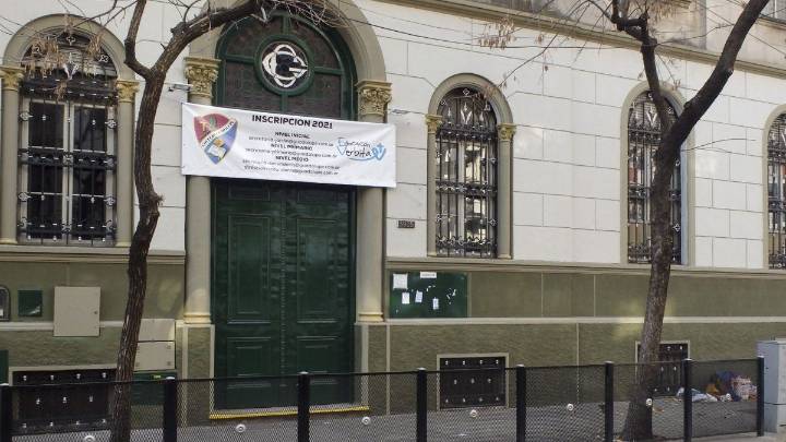 Otro incidente durante un experimento en un colegio: ahora, en un establecimiento de Palermo