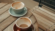 Hospitalizadas varias personas intoxicadas por beber café con detergente en una pulpería de Lugo