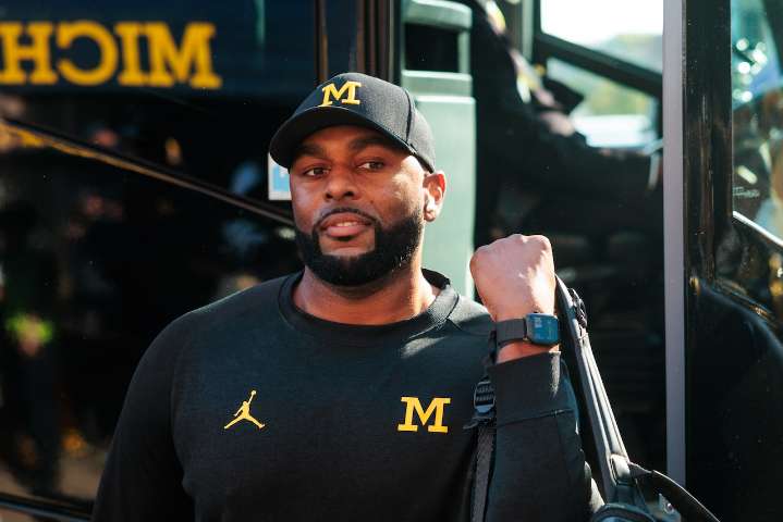 Michigan football game live updates today vs. Wisconsin