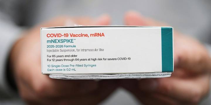 CDC stops recommending COVID-19 shots for all, leaves decision to patients