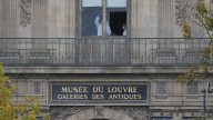 Louvre heist: No security cameras on balcony where thieves entered