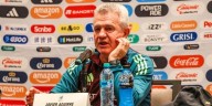 Javier Aguirre reconoce que la posición de portero lo tiene con dudas