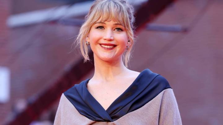 Jennifer Lawrence Calls Ariana Grande’s SNL Impression of Her 'Spot