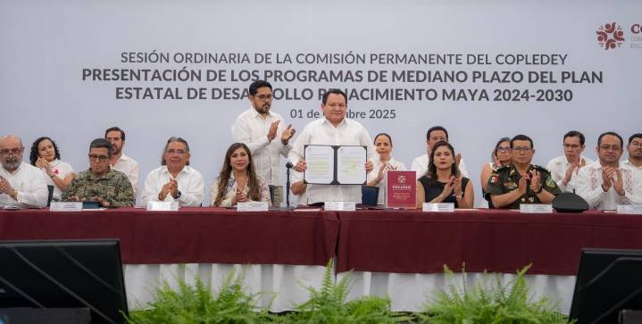 Gobierno de Yucatán presenta avances en educación, transporte y desarrollo tras primer año de trabajo