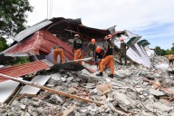 Offshore earthquake kills 69 in Philippines