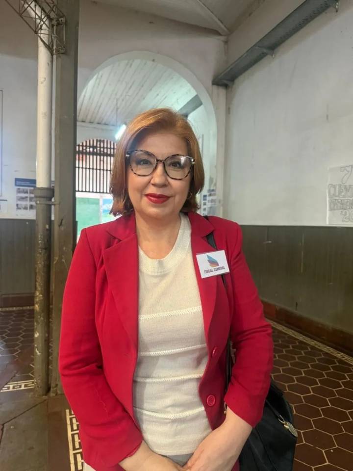 Alvarenga: “Quiero animar a todos los misioneros a que vengan a ejercer su derecho al voto"