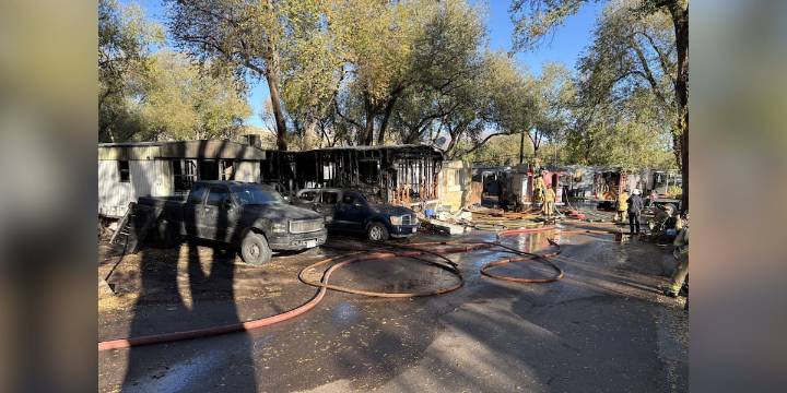 At least 1 injured after fire at Colorado Springs mobile home park