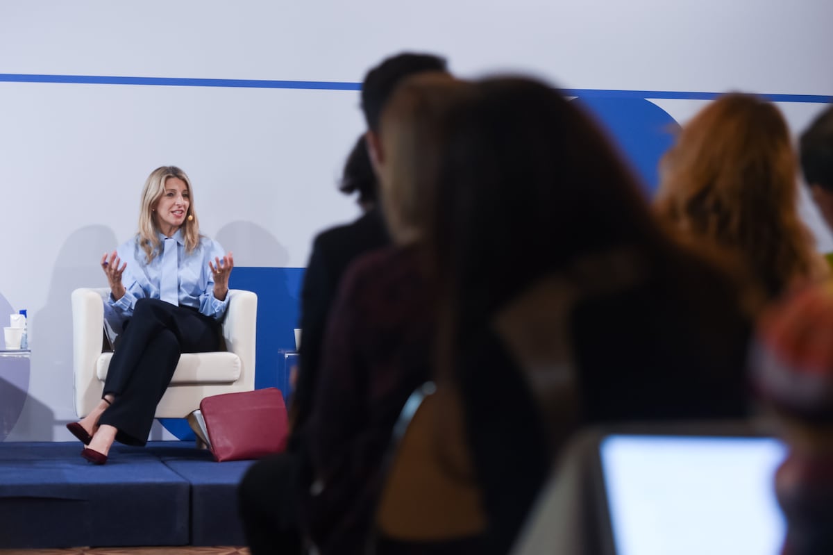 Díaz premiará a las cooperativas de crédito “éticas” para reivindicarlas frente a la banca tradicional