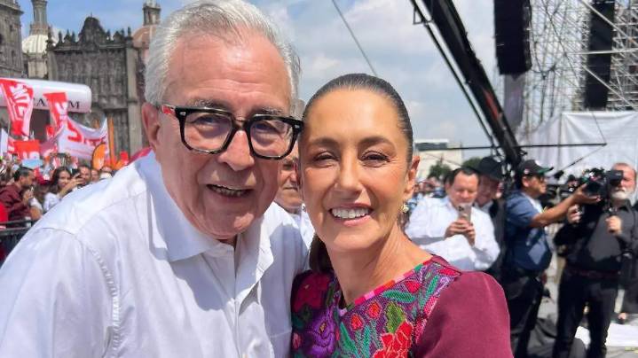 Asiste Rocha al Zócalo de CDMX para acompañar a la presidenta