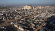 Israel derriba edificios residenciales en Jan Yunis pese al alto el fuego