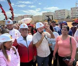Casas nuevas para 76 familias afectadas por explosión de pirotécnicos