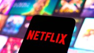 Una familia con una historia de mucha espuma: Netflix tiene una de las series del momento y tenés que verla