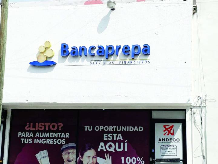 Adultos mayores estafados por financiera en Monclova