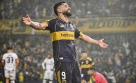 Boca vapuleó 5 a 0 a Newell's en la Bombonera y manda en su Grupo