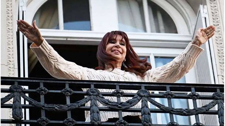 17 de octubre: el kirchnerismo convoca a una caravana a la casa de Cristina Kirchner