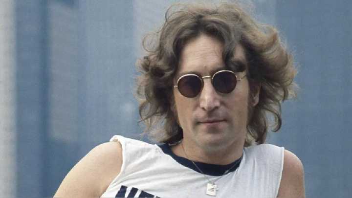 John Lennon cumpliría 85 años: el genio detrás de los Beatles sigue inspirando
