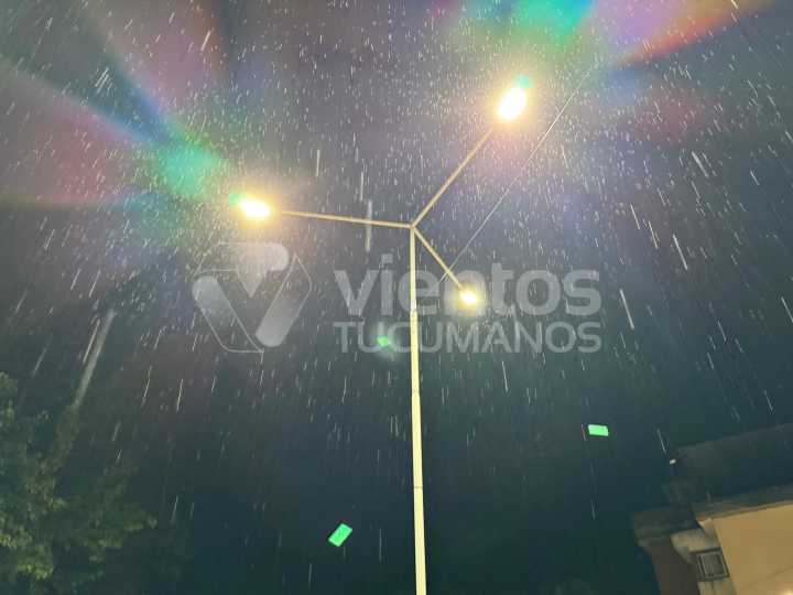 Tucumán bajo alerta amarilla y naranja por fuertes tormentas