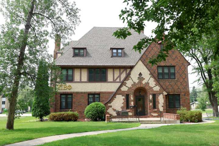 National organization will vote to revoke charter for UND chapter of Pi Beta Phi sorority