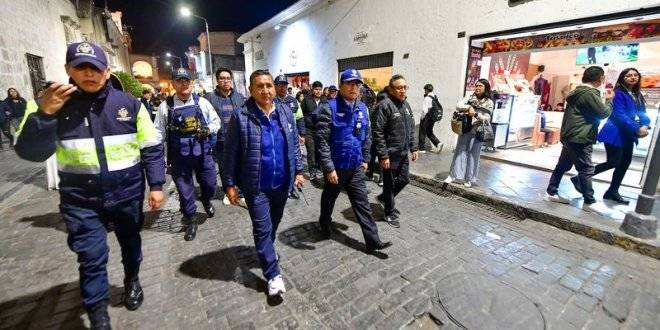 AREQUIPA: Centros comerciales y bares serán fiscalizados desde este lunes