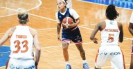 Las Atenienses Manatí se roba el primer partido de la semifinal en el Clemente (copy)