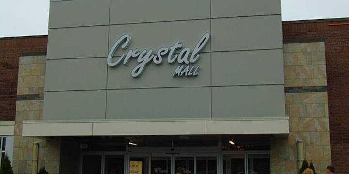 Electric Boat acquires the Crystal Mall in Waterford
