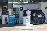 Las gasolinas se desploman a precios de hace casi cuatro años