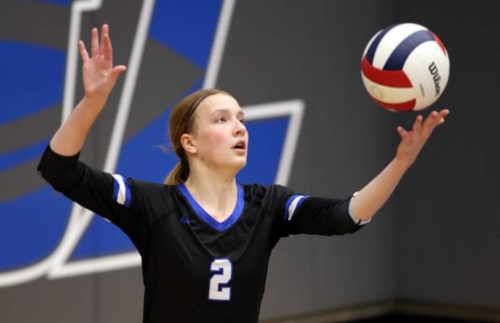Volleyball: Haidyn Schatz, Burlington Central beat Jacobs